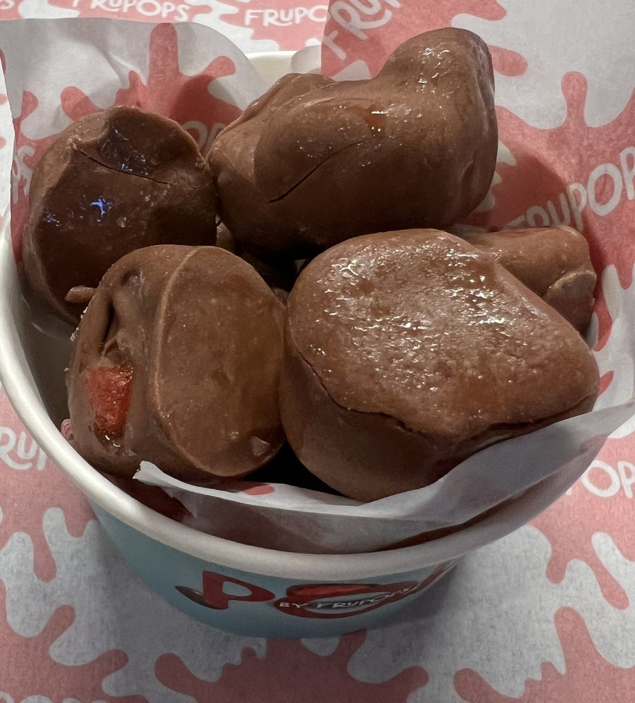 6 Strawberry Pops (Milk)